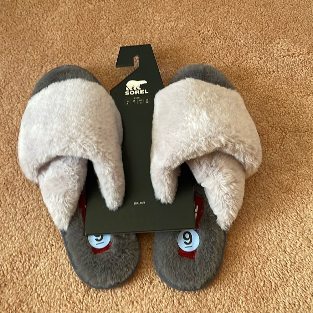 Sorel faux fur open toe slippers